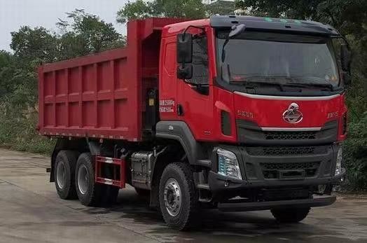 Un buon prezzo. Dongfeng Liuqi 8.5M Tre assi 3 posti ruote posteriori a trazione camion a scarico trasmissione manuale in linea